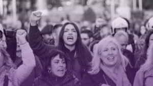 Leia mais sobre o artigo O Feminismo se Perdeu: Júlia Lucy defende o Resgate do Indivíduo contra o Coletivismo Moderno